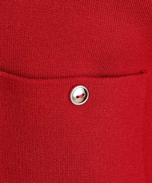 grove（グローブ）の「【毛玉軽減】ゴールドボタンクルーネックカーディガン（カーディガン/ボレロ・レディース・ナチュラル/ブラック/ワインレッド・02/03/01/04/05）」の16枚目の写真