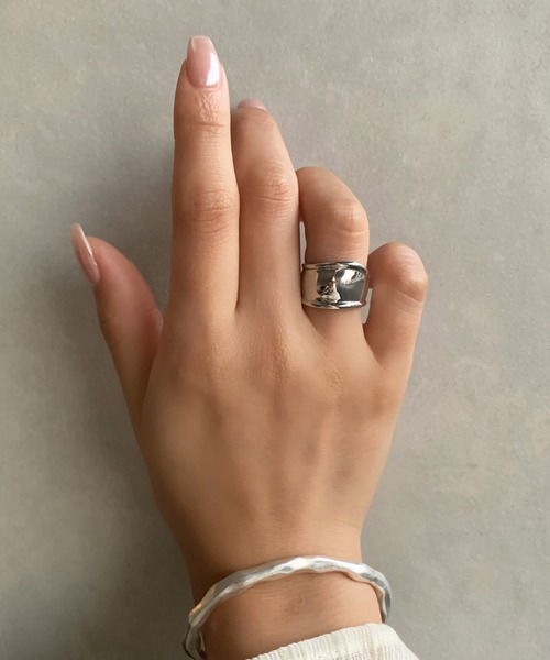 ciite'（シーテ）の「ウェーブリング（リング・レディース・シルバー/ゴールド・FREE）」の6枚目の写真
