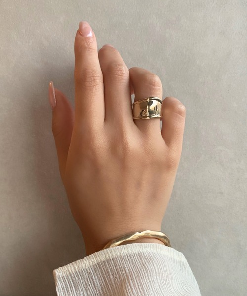 ciite'（シーテ）の「ウェーブリング（リング・レディース・シルバー/ゴールド・FREE）」の3枚目の写真