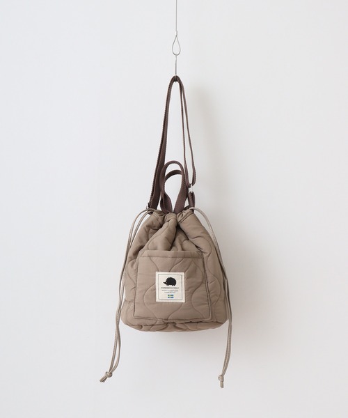 SCANDINAVIAN FOREST（スカンジナビアン・フォレスト）の「SCANDINAVIAN FOREST　ウェーブキルト2WAY巾着ショルダー（ショルダーバッグ・レディース・グレイッシュベージュ/ブラック/カーキ・FREE）」の17枚目の写真