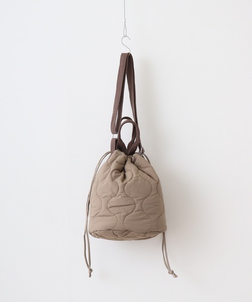 SCANDINAVIAN FOREST（スカンジナビアン・フォレスト）の「SCANDINAVIAN FOREST　ウェーブキルト2WAY巾着ショルダー（ショルダーバッグ・レディース・グレイッシュベージュ/ブラック/カーキ・FREE）」の12枚目の写真