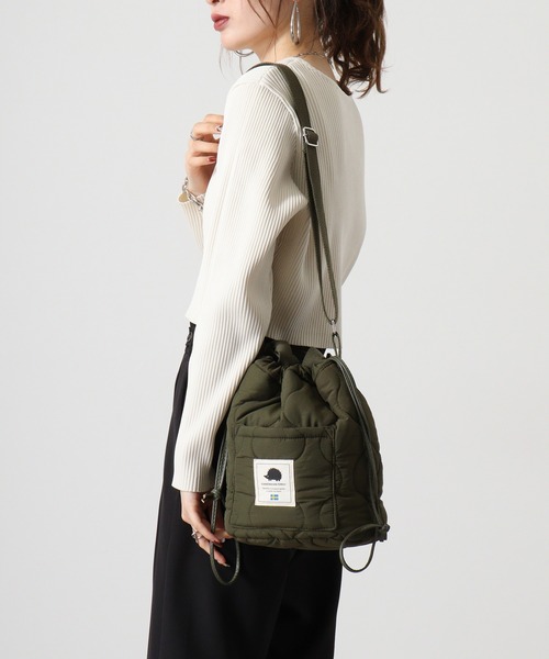 SCANDINAVIAN FOREST（スカンジナビアン・フォレスト）の「SCANDINAVIAN FOREST　ウェーブキルト2WAY巾着ショルダー（ショルダーバッグ・レディース・グレイッシュベージュ/ブラック/カーキ・FREE）」の5枚目の写真