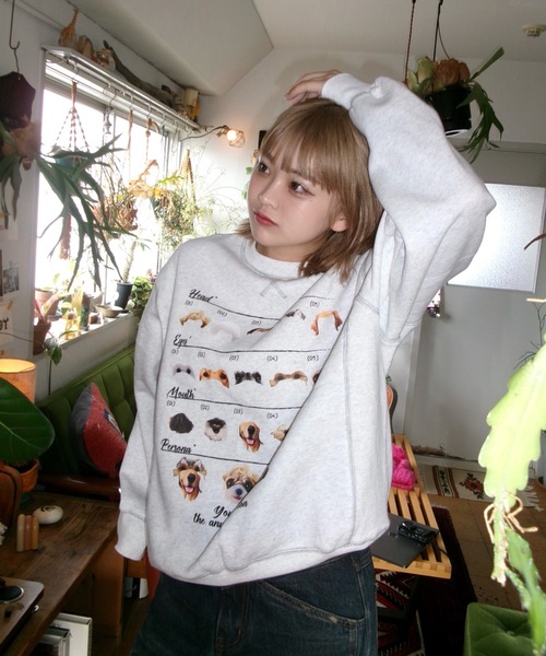 shesame（シーセム）の「Assortment graphic sweat（スウェット・レディース・ネイビー/ブラウン/ブルー/オートミール/杢グレー/グレー系その他・MEDIUM/LARGE）」の4枚目の写真