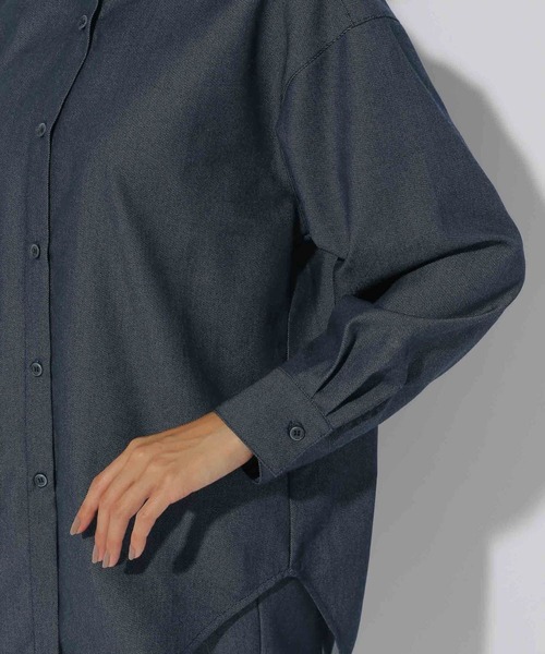 Elura(エルーラ)の「デニムシャツ/151673(シャツ/ブラウス・レディース・ネイビー・LARGE/MEDIUM)」の4枚目の写真