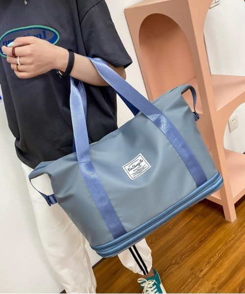 FREE STYLISTS（フリー スタイリスト）の「キルテキャスター付き ィングボストンバッグ 軽量 トラベルバッグ キャリーオン 3way（ショルダーバッグ・レディース・グレー/ブルー/ブラック/ダークパープル/ネイビー/パープル/グリーン/ピンク・FREE）」の5枚目の写真