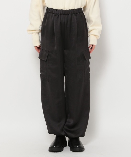 LOWRYS FARM(ローリーズファーム)の「サテンドロストカーゴパンツ 250236(カーゴパンツ・レディース・ブラック/アイボリー/ピンク・FREE)」の14枚目の写真