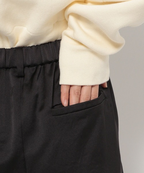 LOWRYS FARM(ローリーズファーム)の「サテンドロストカーゴパンツ 250236(カーゴパンツ・レディース・ブラック/アイボリー/ピンク・FREE)」の21枚目の写真