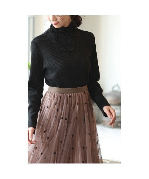 Sawa a la mode（サワアラモード）の「シャーリングネックリブニットトップス（ニット/セーター・レディース・ブラック/ブルー/オレンジ・FREE）」の16枚目の写真