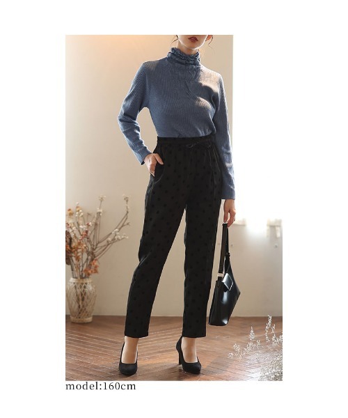 Sawa a la mode（サワアラモード）の「シャーリングネックリブニットトップス（ニット/セーター・レディース・ブラック/ブルー/オレンジ・FREE）」の19枚目の写真