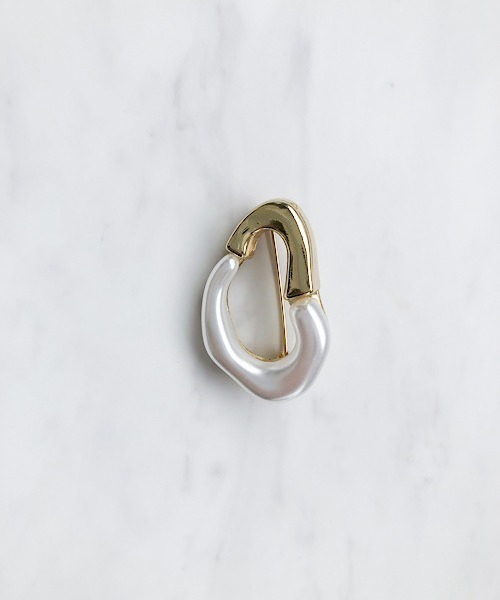 ☆レアデザイン☆Florenza☆トゥースパール☆クレセントムーンのブローチ アクアマリン/パール シルバーブローチ兼ペンダントトップ(11.1