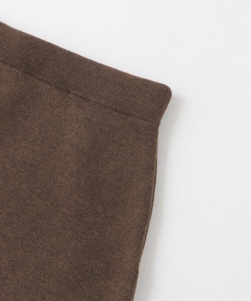 URBAN RESEARCH DOORS（アーバンリサーチドアーズ）の「スムースニットストレートスカート（スカート・レディース・グリーン/ブラウン/チャコールグレー・MEDIUM）」の19枚目の写真