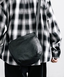 Rocky Monroe（ロッキーモンロー）の「リプロダクトレザーボディーバッグ ショルダーバッグ 本革（ショルダーバッグ）」
