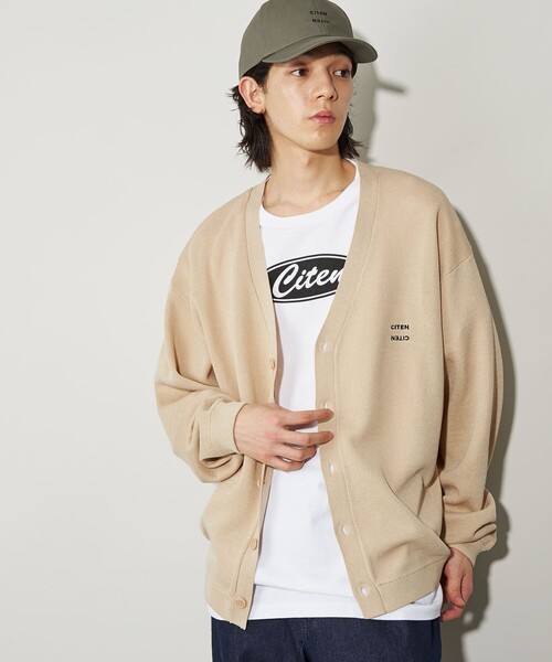 CITEN（シテン）の「＜CITEN＞エッセンシャルVネックカーディガン（カーディガン/ボレロ・メンズ・ブラック/ベージュ/ライトグレー/ブラウン・L/M）」の8枚目の写真