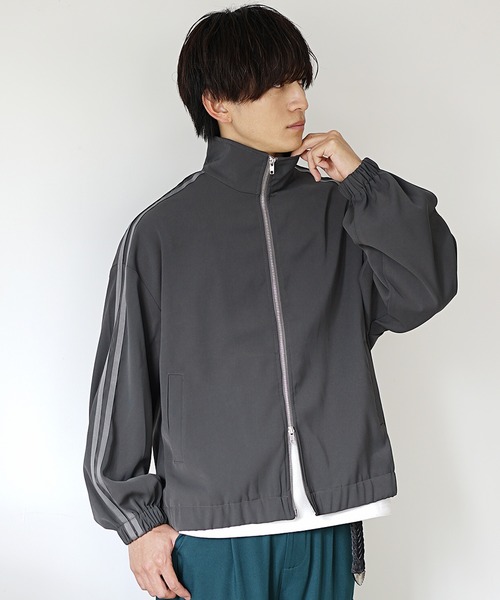 MinoriTY（マイノリティ）の「【MinoriTY】さら艶生地ダブルジップサイドライントラックジャケット ブルゾン メンズ 春服（ジャージ・メンズ・チャコール/モカ・S/M/L）」の5枚目の写真