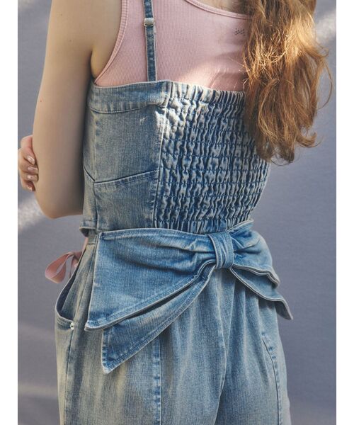 CALNAMUR（カルナムール）の「BACK RIBBON DENIM ALL IN ONE/バックリボンデニムオールインワン（つなぎ/オールインワン・レディース・ライトブルー/インディゴブルー・SMALL/MEDIUM）」の20枚目の写真