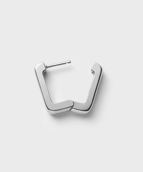 4℃ HOMME+（ヨンドシーオムプラス）の「シルバー フープ ピアス/片耳用（ピアス（片耳用）・メンズ・シルバー・FREE）」の2枚目の写真
