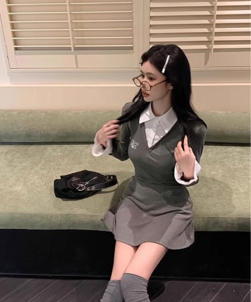kirakiraShop(キラキラショップ)の「レイヤード風 タイト ミニ ワンピース(ワンピース・レディース・グレー/ブラック・FREE)」の18枚目の写真