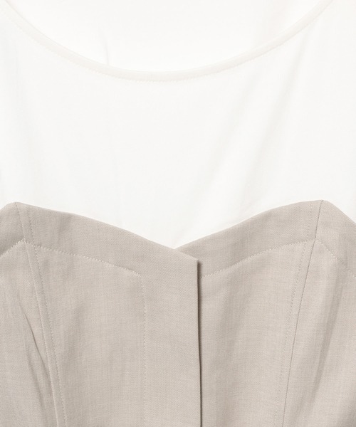 mysty woman(ミスティウーマン)の「【セットアップ着用可】ビスチェレイヤードフレンチスリーブプルオーバー 320390(Tシャツ/カットソー・レディース・アイボリー/チャコールグレー/グレー・FREE)」の21枚目の写真