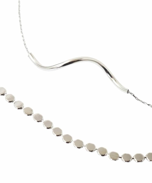 a.v.v（アーヴェヴェ）の「プレートコンビロングネックレス（ネックレス・レディース・ゴールド/シルバー・38）」の11枚目の写真