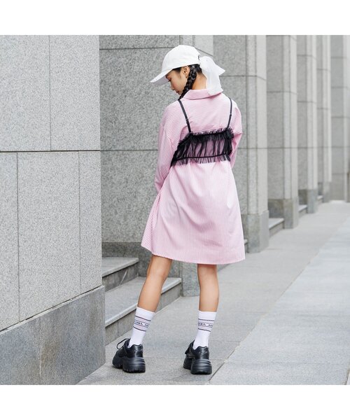 algy（アルジー）の「シアービスチェ付きシャツワンピ（シャツワンピース・キッズ・ピンク/ブラック/サックスブルー・XX-SMALL/X-SMALL/MEDIUM/SMALL）」の5枚目の写真