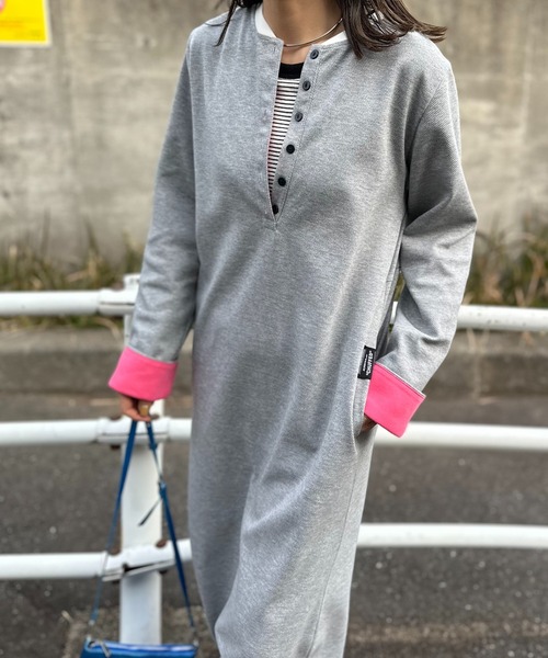 mi via loca(ミヴィアロカ)の「配色 Wフェイス ヘンリーネック ロングワンピース(ワンピース・レディース・ブルー/トップグレー/スミクロ・FREE)」の5枚目の写真