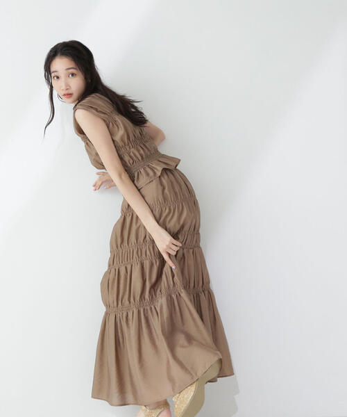 NATURAL BEAUTY BASIC（ナチュラルビューティーベーシック）の「◇シャーリングブラウス＆スカート（ワンピース・レディース・ブラウン/ベージュ・P/S/MEDIUM）」の3枚目の写真