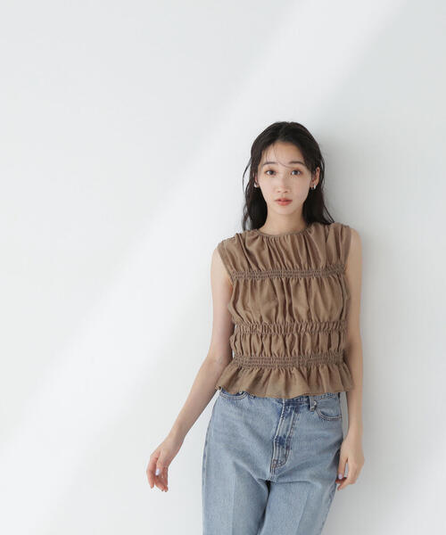 NATURAL BEAUTY BASIC（ナチュラルビューティーベーシック）の「◇シャーリングブラウス＆スカート（ワンピース・レディース・ブラウン/ベージュ・P/S/MEDIUM）」の7枚目の写真