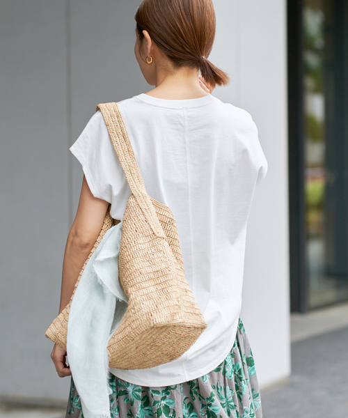 新品タグ付 ラウンドテールプルオーバー IENA イエナ IENA（イエナ）の「ラウンドテールプルオーバー◇（Tシャツ
