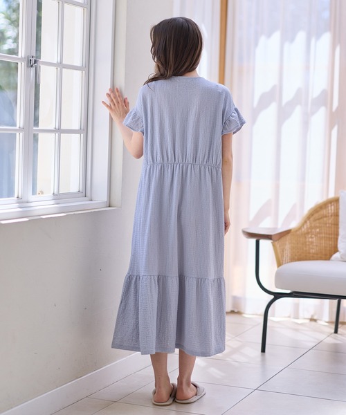 Rosemadame(ローズマダム)の「シャーリング ジャガードネグリジェ/ ワンピースパジャマ(産前・産後対応 マタニティ&授乳服 ルームウェア)(マタニティウェア/グッズ・レディース・ブラック×ホワイト/サックスブルー/オレンジ・LL/L/M)」の10枚目の写真