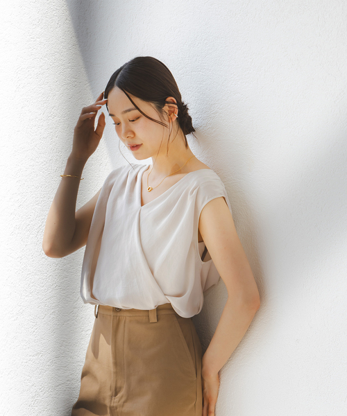 Spick and Span Noble - 【新品】Noble 袖ギャザーシアーブラウス リネンブラウス ノーブル IENA Spick and Span Noble - 【新品】Noble 袖ギャザーシアー