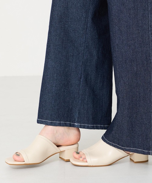 ORiental TRaffic(オリエンタルトラフィック)の「ストレッチミュールサンダル/55205 ヒール ミュールサンダル ベーシック(サンダル・レディース・ブラウン/ブラック/アイボリー・LL/L/M/S/SS/3L)」の13枚目の写真