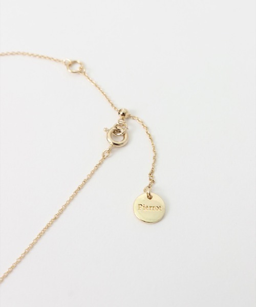 Pierrot(ピエロ)の「淡水パールシンプルネックレス(ネックレス・レディース・ゴールド・FREE)」の2枚目の写真