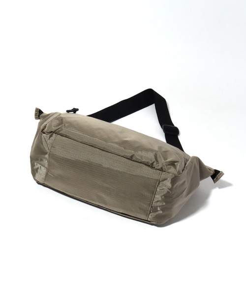 MICHAEL LINNELL(マイケル リンネル)の「【MICHAEL LINNELL/マイケルリンネル】Shoulder/ワンショルダー(容量:約10L)(ショルダーバッグ・メンズ・ベージュ・FREE)」の12枚目の写真