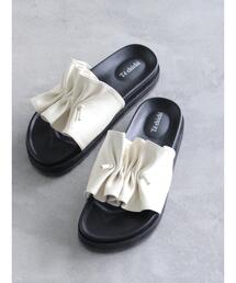 Te chichi（テチチ）の「シュリンクフットベットサンダル（サンダル）」