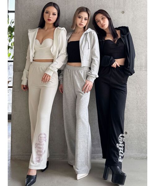 GYDA(ジェイダ)の「GYDAラメフレアパンツ【SETUP着用可】(スウェットパンツ・レディース・オフホワイト/パープル/グレー/ブラック・FREE)」の6枚目の写真