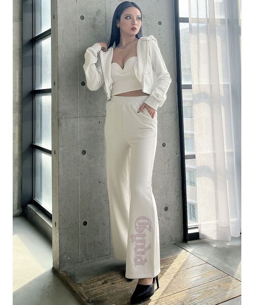 GYDA(ジェイダ)の「GYDAラメフレアパンツ【SETUP着用可】(スウェットパンツ・レディース・オフホワイト/パープル/グレー/ブラック・FREE)」の11枚目の写真