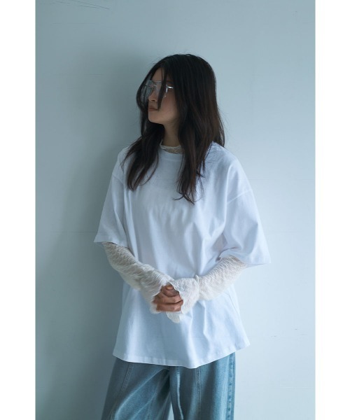 marjour（マージュール）の「HALF SLEEVE OVER TEE（Tシャツ/カットソー・レディース・オフホワイト・M）」の11枚目の写真