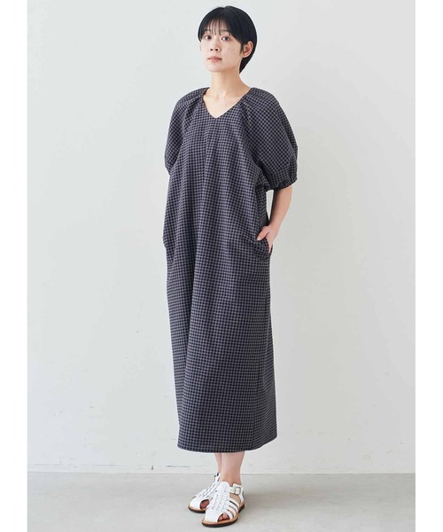 MEDE19F(メデジュウキュウ)の「MEDE19F サッカー素材のギンガムワンピース(ワンピース・レディース・グレー/マスタード・L/M/LL)」の1枚目の写真