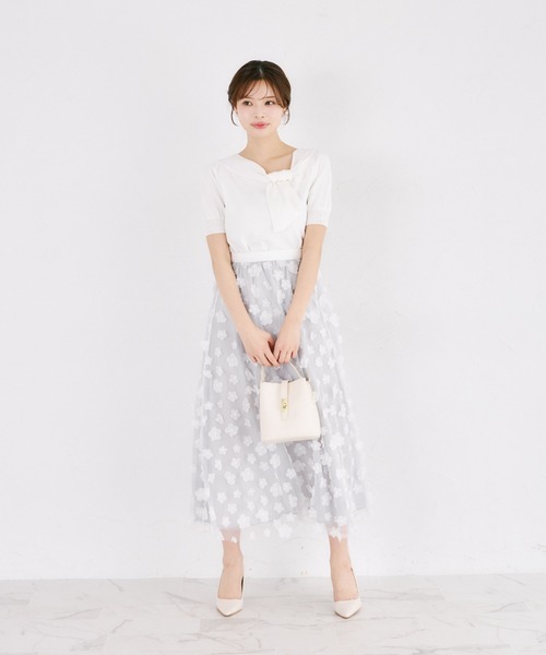 tocco closet(トッコ クローゼット)の「【ZOZO限定】袖パールアシンメトリーリボンニットトップス(ニット/セーター・レディース・オフホワイト/ネイビー/ホワイト×ブラック/その他/ピンク/ブルー・M)」の19枚目の写真