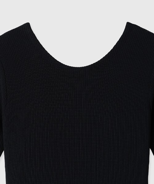 バックオープンカップインドッキングニットワンピース（ワンピース