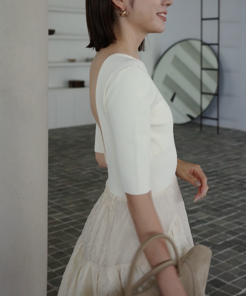 バックオープンカップインドッキングニットワンピース