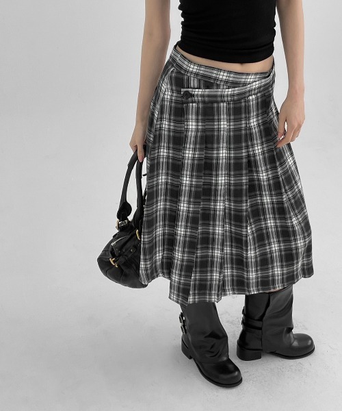 BLACKUP（ブラックアップ）の「[MADE] プリーツチェックラップミディスカート（スカート・レディース・グレー/ネイビー・FREE）」の20枚目の写真