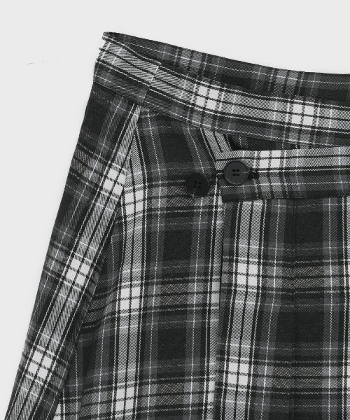 BLACKUP（ブラックアップ）の「[MADE] プリーツチェックラップミディスカート（スカート・レディース・グレー/ネイビー・FREE）」の13枚目の写真