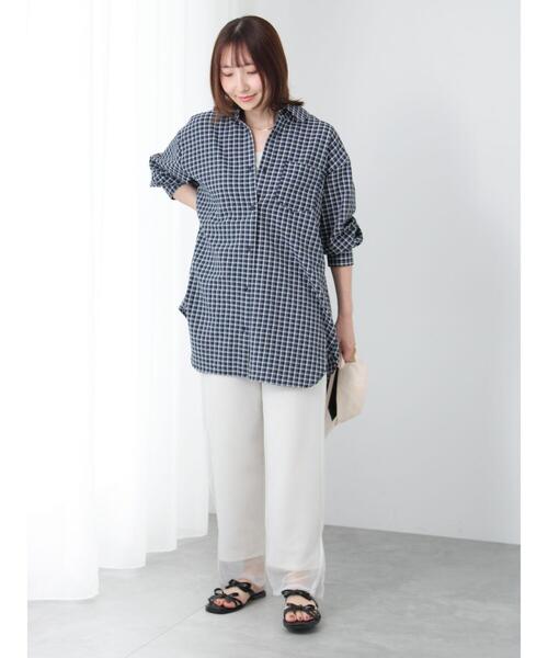 Te chichi TERRASSE(テチチテラス)の「オーバーサイズチェックシャツ(シャツ/ブラウス・レディース・オフホワイト/ネイビー/ブラウン・F)」の4枚目の写真