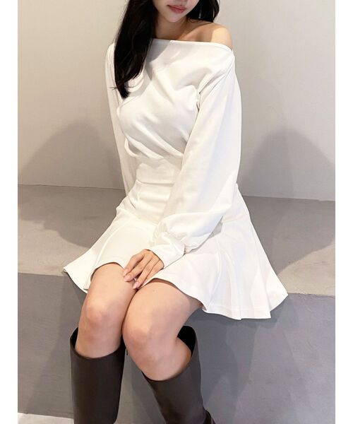 RESEXXY(リゼクシー)の「ワンショルスウェットトップス【セットアップ着用可能】(スウェット・レディース・ホワイト/グレー/ブラック・FREE)」の13枚目の写真