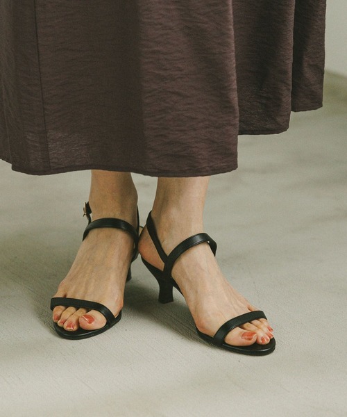 GLOBAL WORK（グローバルワーク）の「らくっション細線ヒールサンダル/571202（サンダル・レディース・ブラック/アイボリー系7/ダークブラウン・LARGE/MEDIUM）」の2枚目の写真