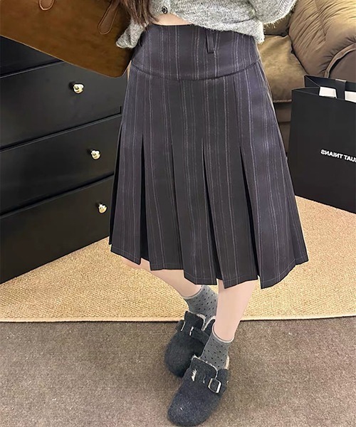 gossip!ロサンゼルス(ゴシップロサンゼルス)の「スクールガール風プリーツスカート(スカート・レディース・グレー・M/L/S)」の10枚目の写真