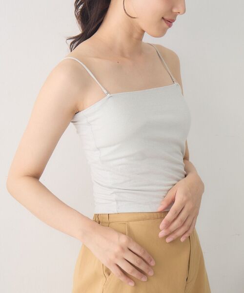 RETRO GIRL（レトロガール）の「【新色追加】カップ付クロップドキャミ（キャミソール・レディース・シルバー/オフホワイト/ブラウン系その他/ブラック/ライトグレー/ブラウン・FREE）」の6枚目の写真