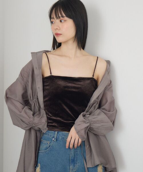 RETRO GIRL（レトロガール）の「【新色追加】カップ付クロップドキャミ（キャミソール・レディース・シルバー/オフホワイト/ブラウン系その他/ブラック/ライトグレー/ブラウン・FREE）」の20枚目の写真