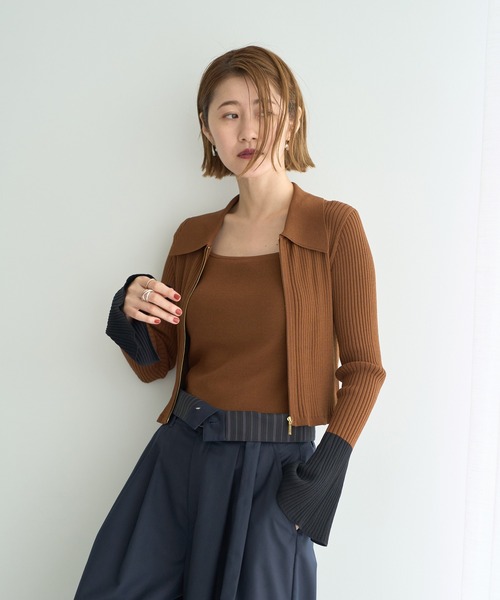 YECCA VECCA（イェッカヴェッカ）の「【2点SET】キャミセット襟付きZIPカーディガン（カーディガン/ボレロ・レディース・キャメル/アイボリー/ブラック・FREE）」の3枚目の写真